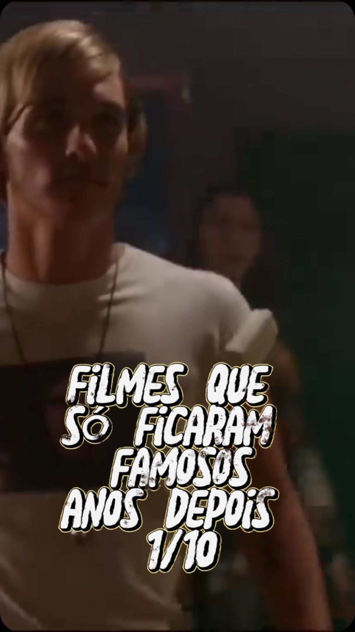 ? 10 filmes que ficaram famosos anos depois — #1

Para começar essa série: Jovens, Loucos e Rebeldes (Dazed and Confused).

Lançado em 1993 e dirigido por Richard Linklater, o filme acompanha um grupo de adolescentes no último dia de aula de 1976, entre festas, trotes, cerveja, maconha e muita conf
