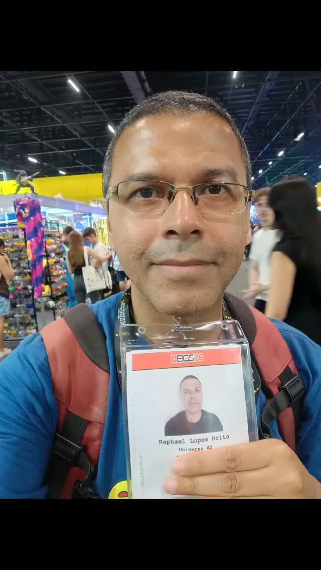 Primeiro dia de Brasil Game Show, foi muito bom rever o pessoal, conhecer gente boa, descobrir games novos e valorizar o trabalho de cosplayer. Obrigado @u42oficial pelo convite #bgs #bgs2026 #brasilgameshow #videogame #cosplay